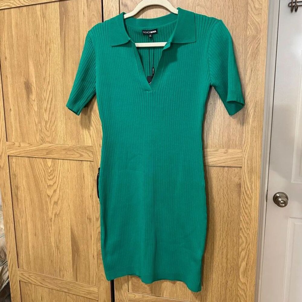 Fashion Nova Courtney Mini Dress 1X Kelly Green Ribbed Knit Collared NWT